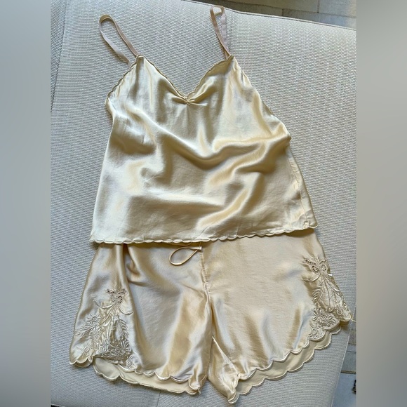Barneys New York Other - COSA Barneys embroidered silk charmeuse cami and tap pant pajama set NWT